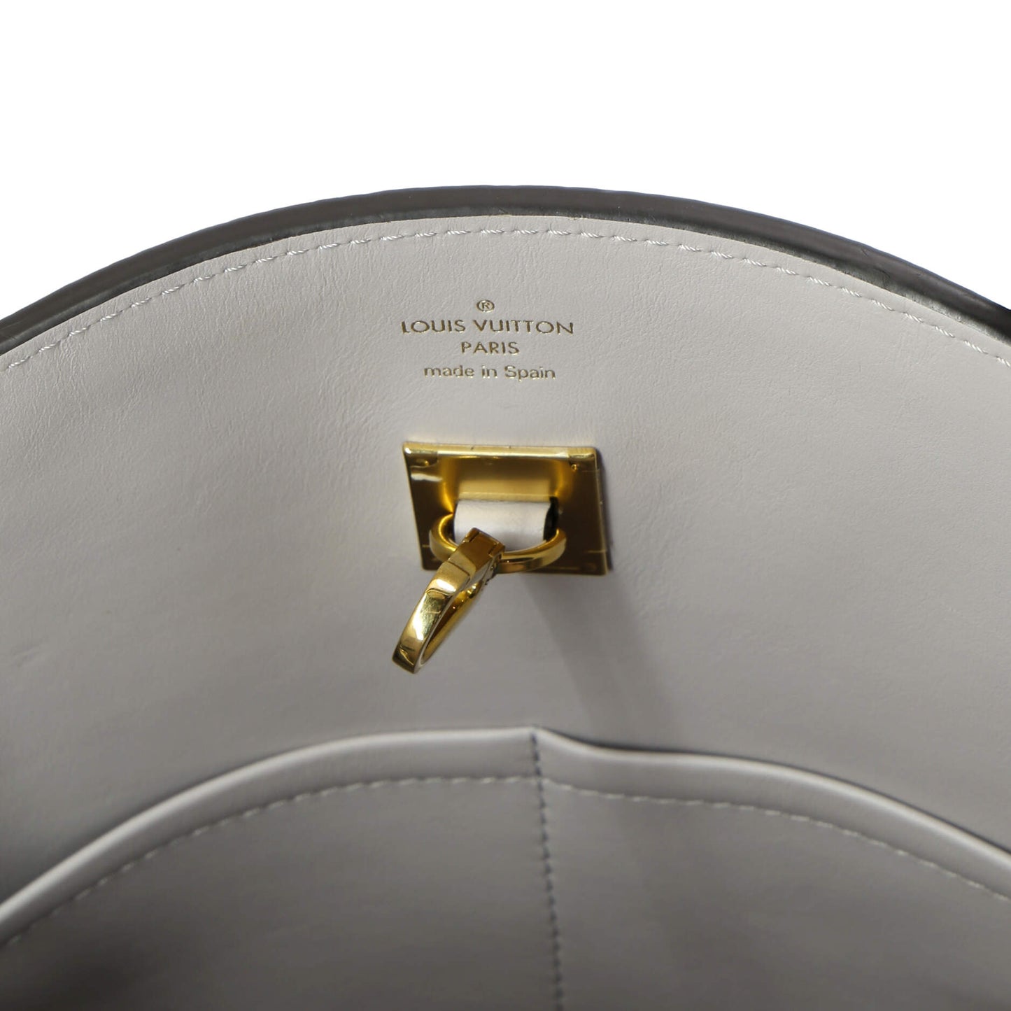 Louis Vuitton Milla Handbag Veau Nuage Calfskin MM