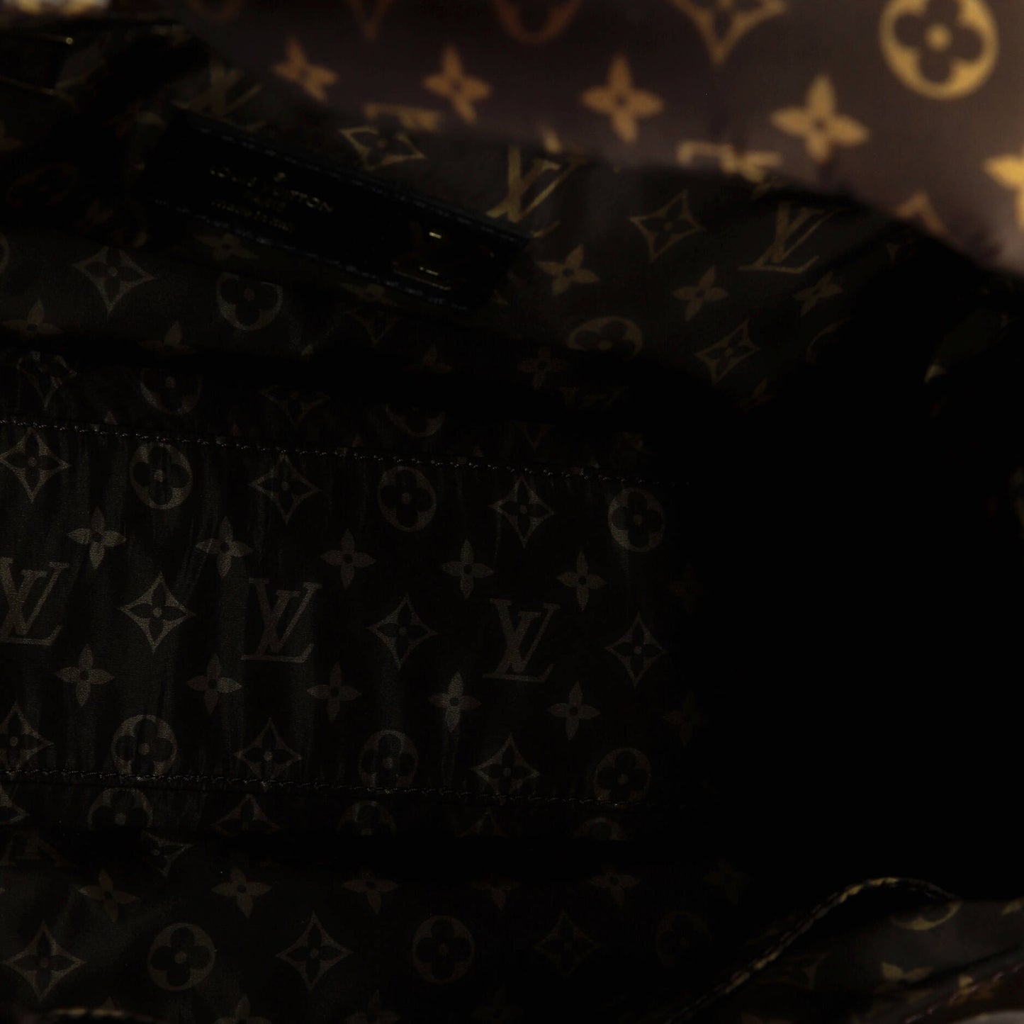 Louis Vuitton Pillow OnTheGo Tote Monogram Quilted Econyl Nylon MM