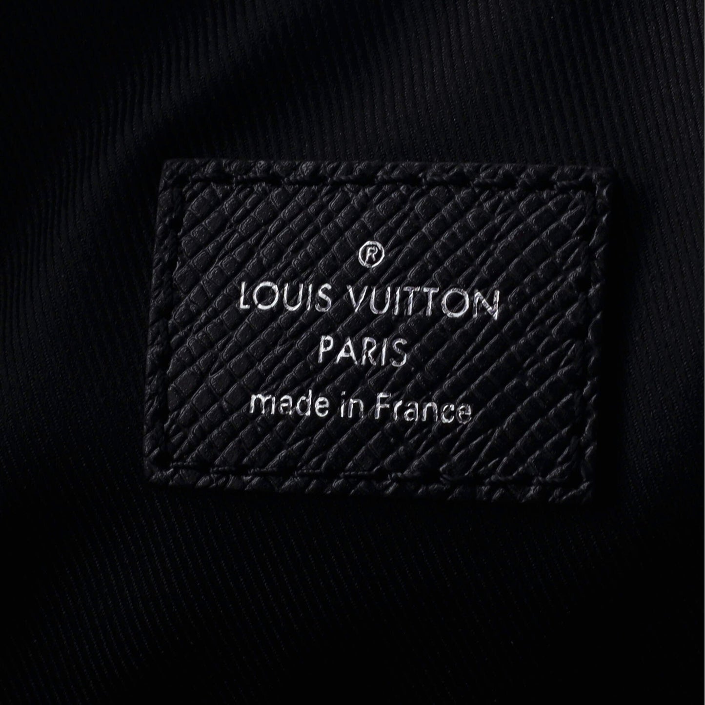 Louis Vuitton Vertical Tote Taiga Leather