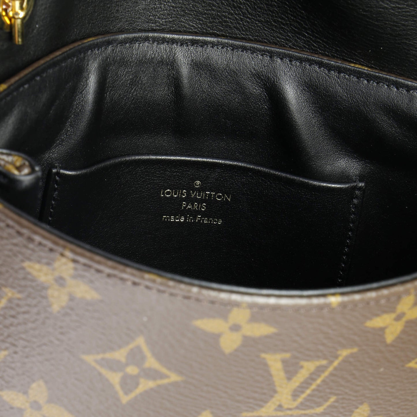 Louis Vuitton Pochette Thelma Monogram Canvas