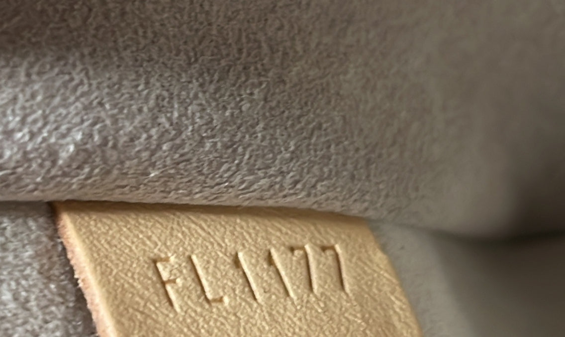 Louis Vuitton Twist Handbag Studded Epi Leather	 MM