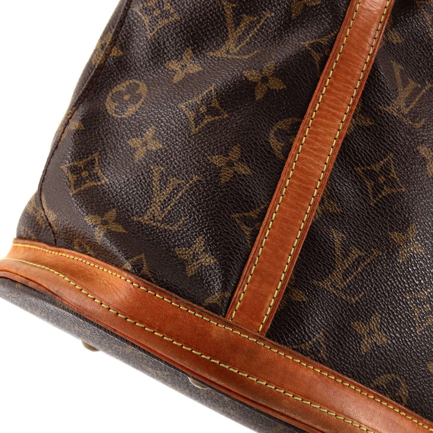 Louis Vuitton Bucket Bag Monogram Canvas GM