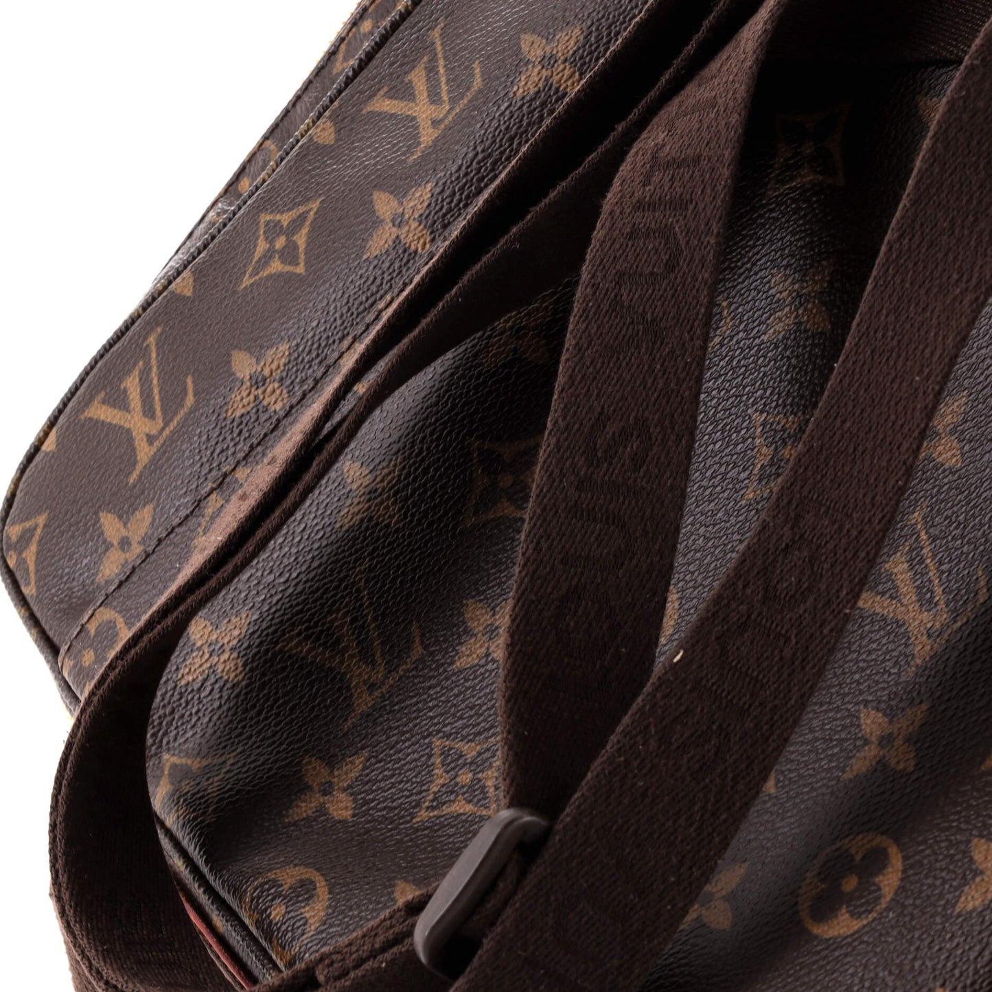 Louis Vuitton Trotteur Beaubourg Handbag Monogram Canvas