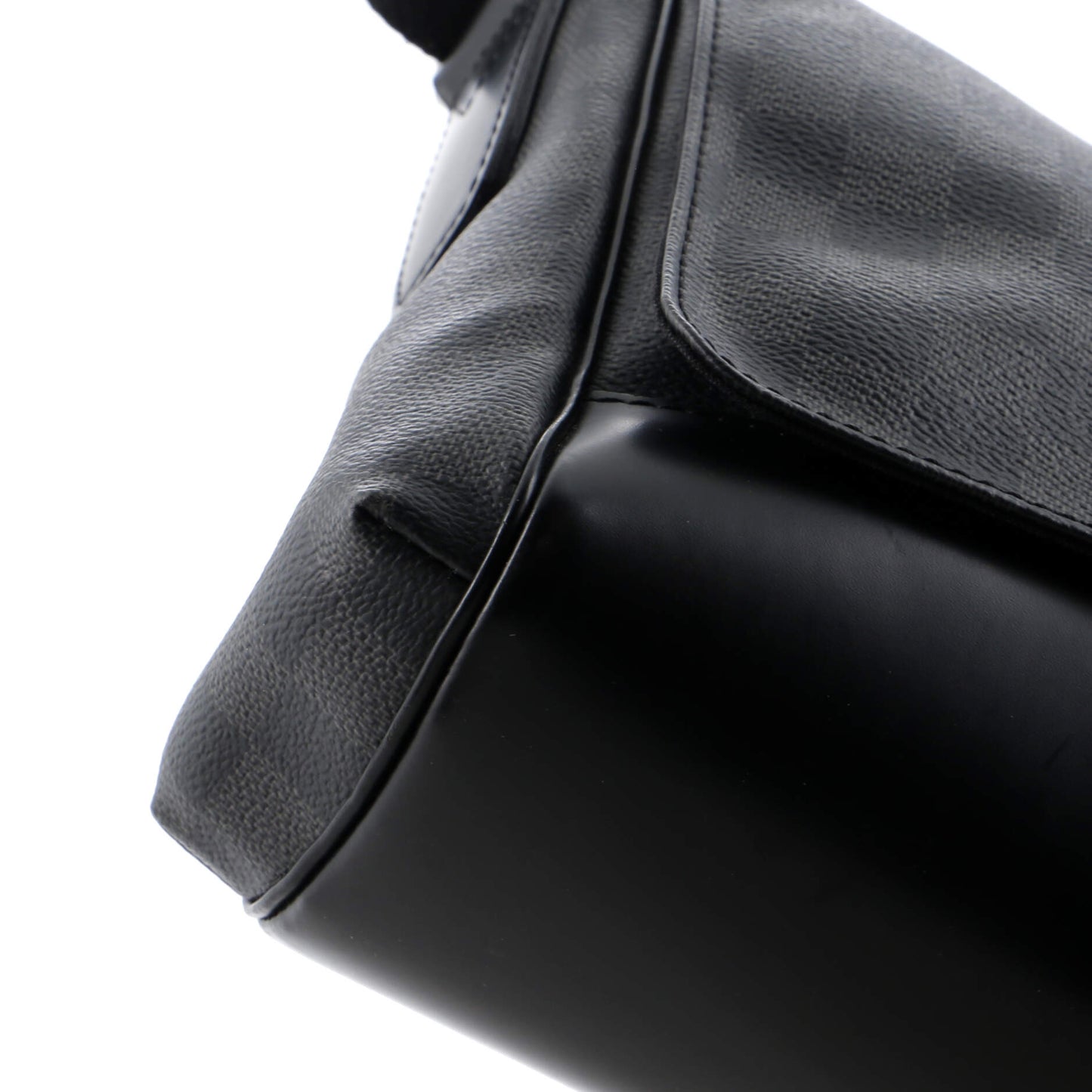 Louis Vuitton Messenger Bag Damier Graphite PM