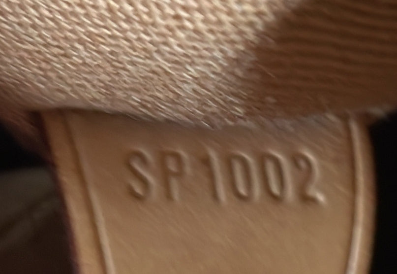 Louis Vuitton Abbesses Messenger Bag Monogram Canvas