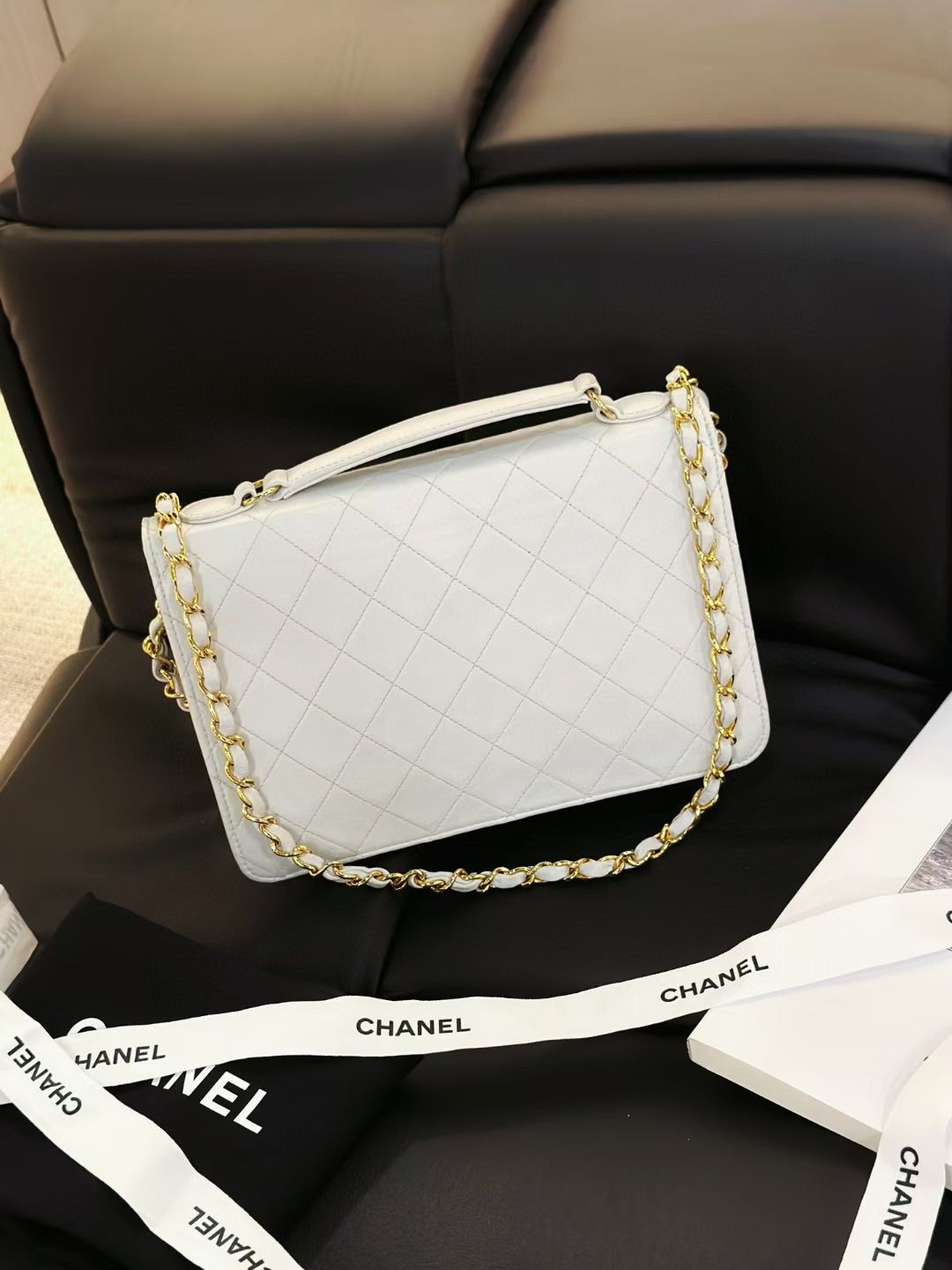 Chanel  Timeless Classic CC Double Turn Lock Bag White