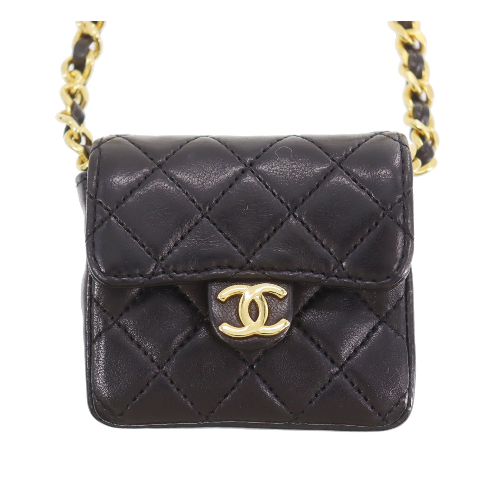 Chanel Matelassé Shoulder Bag - Ewore Bags