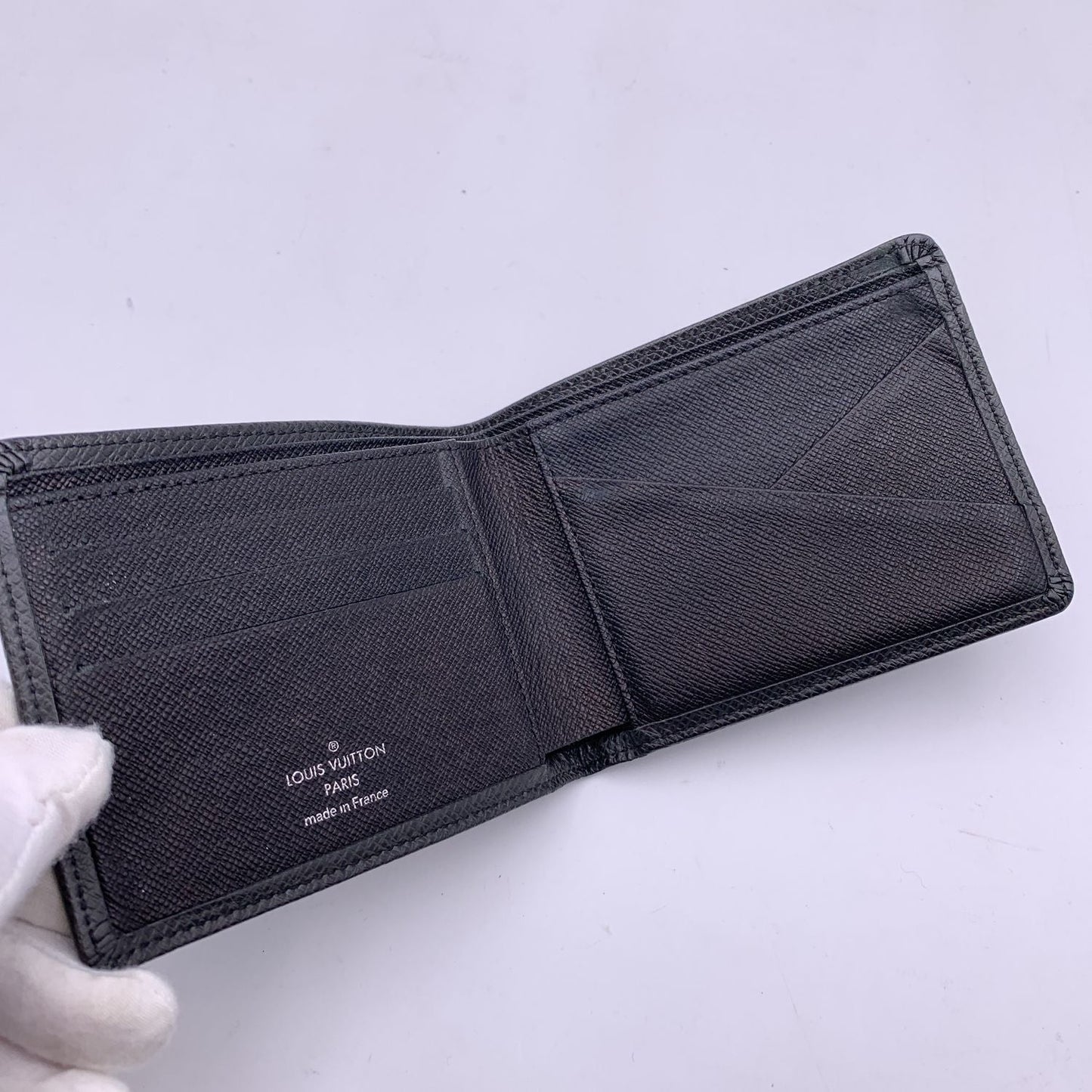 LOUIS VUITTON Black Taiga Leather Multiple Bifold Wallet
