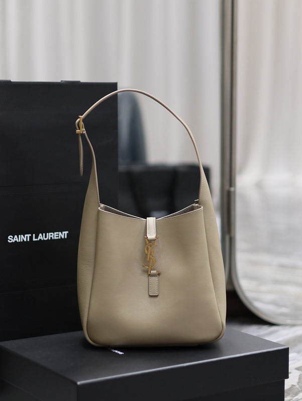 Yves Saint Laurent - Bags - 091