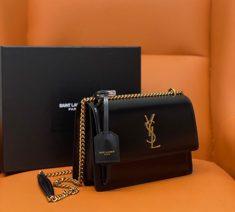 Yves Saint Laurent Atelier Modern Handbag