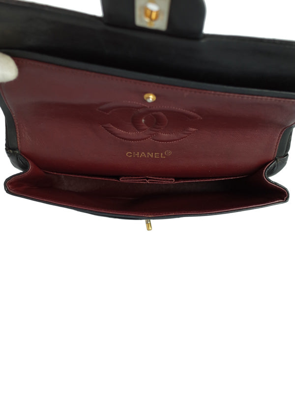 Chanel Matelasse Chain Shoulder Bag Black