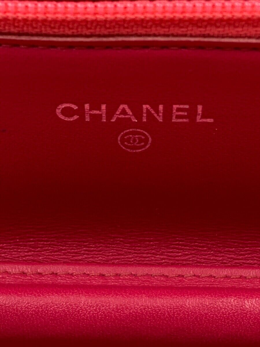 Chanel Pink/White Patent Leather Cc Woc Clutch Bag