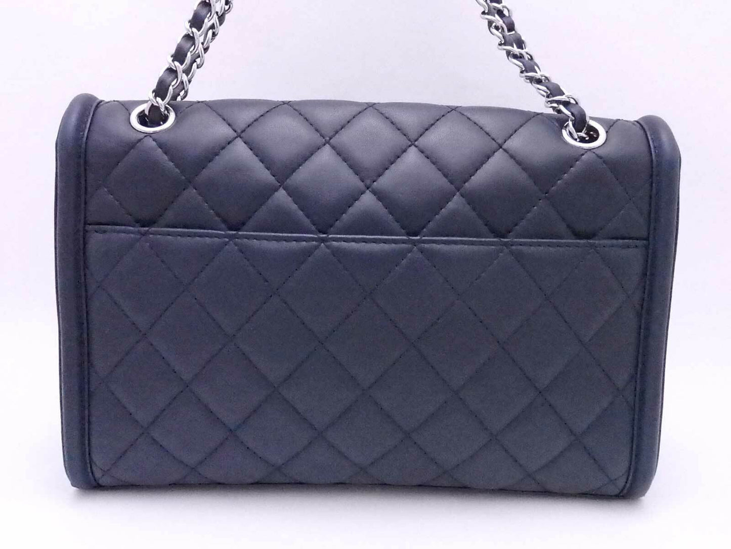 Auth Chanel Matelasse Chain Shoulder Bag Navy Leather/silvertone