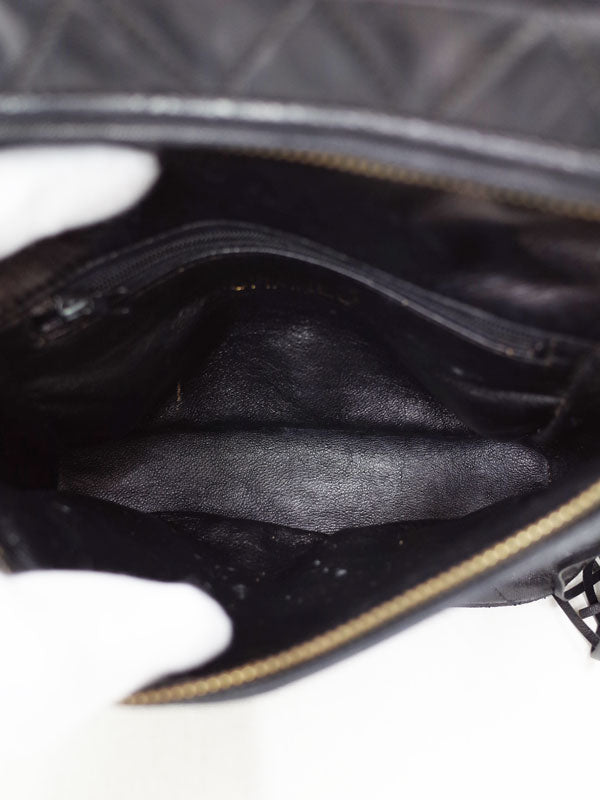 Chanel Matelasse Chain Shoulder Bag Black