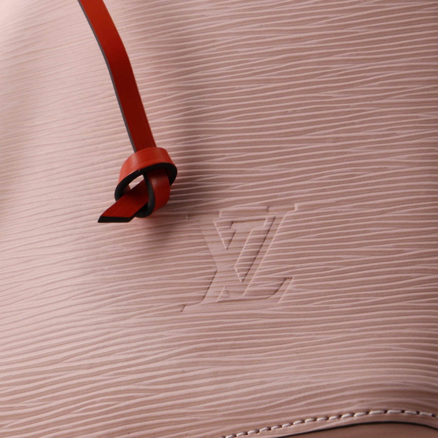 Louis Vuitton NeoNoe Handbag Epi Leather MM