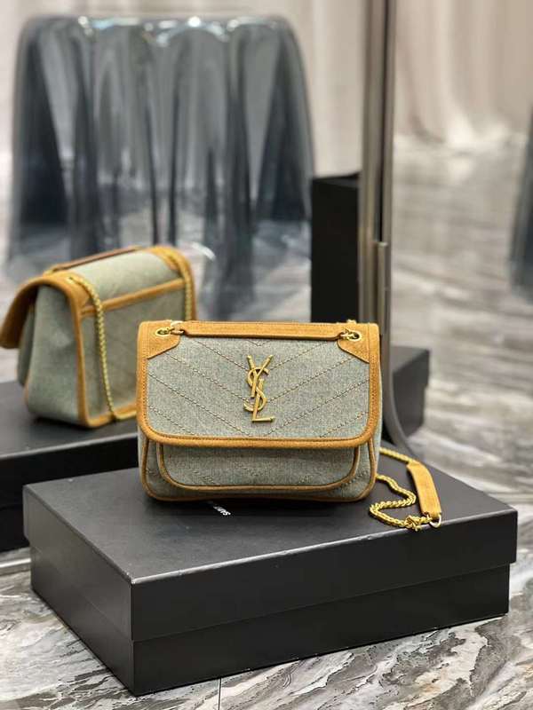 Yves Saint Laurent Runway Heritage Handbag