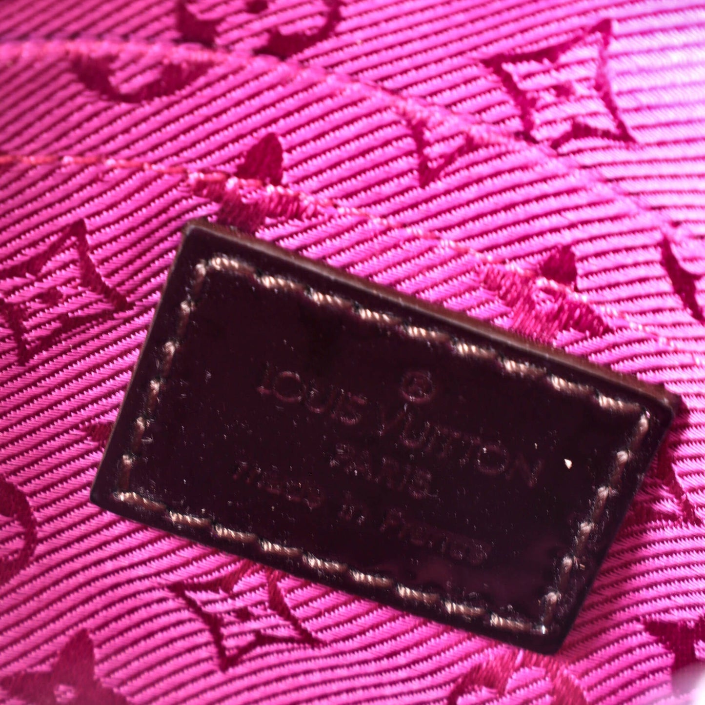 Louis Vuitton Pochette Rococo Sequins