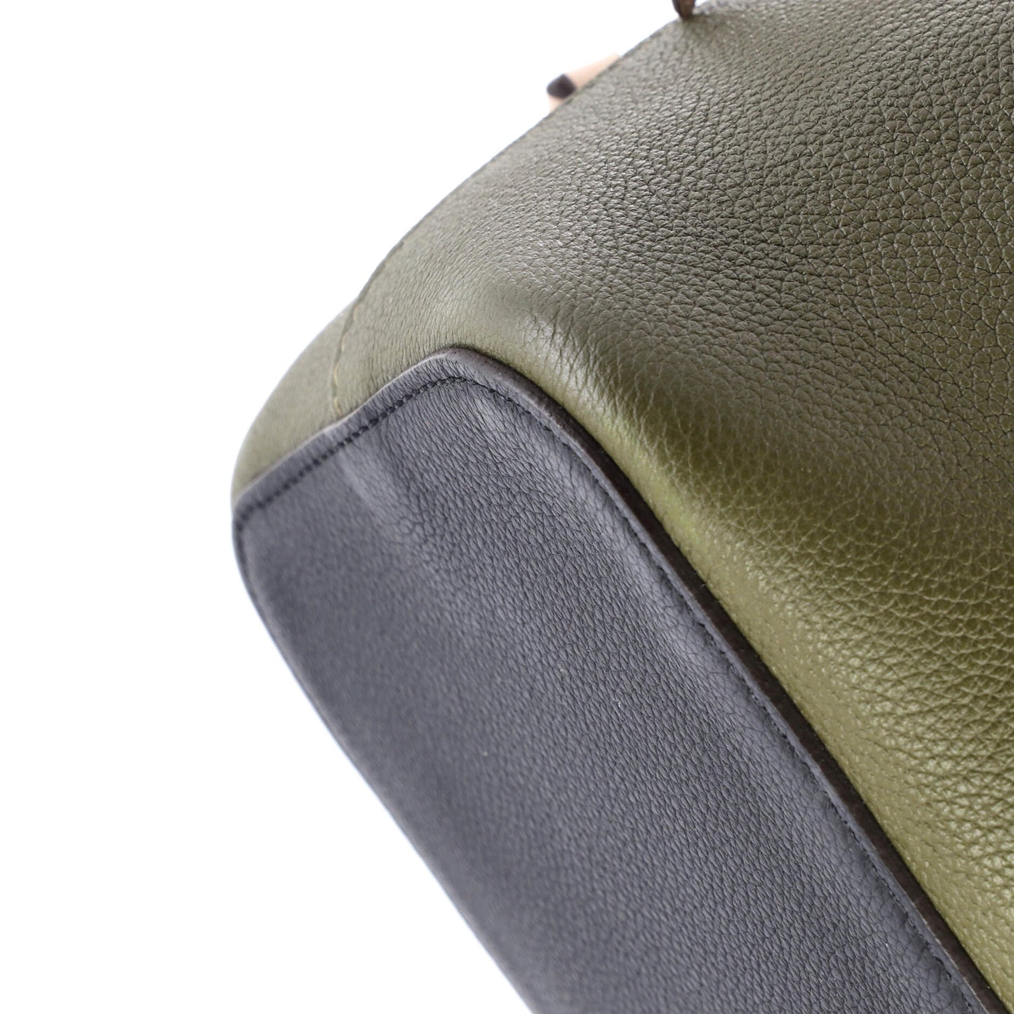 Louis Vuitton Lockme Bucket Bag Leather
