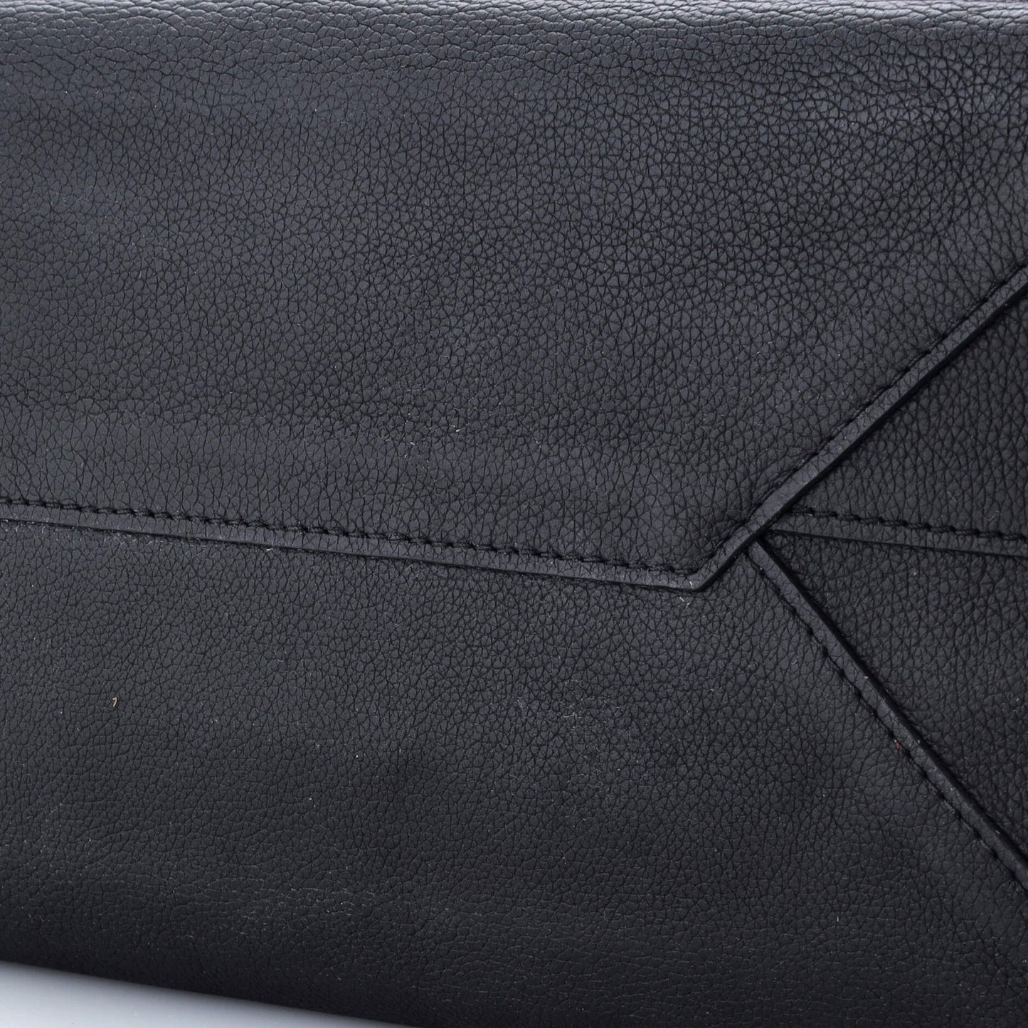 Louis Vuitton Lockme Handbag Leather MM