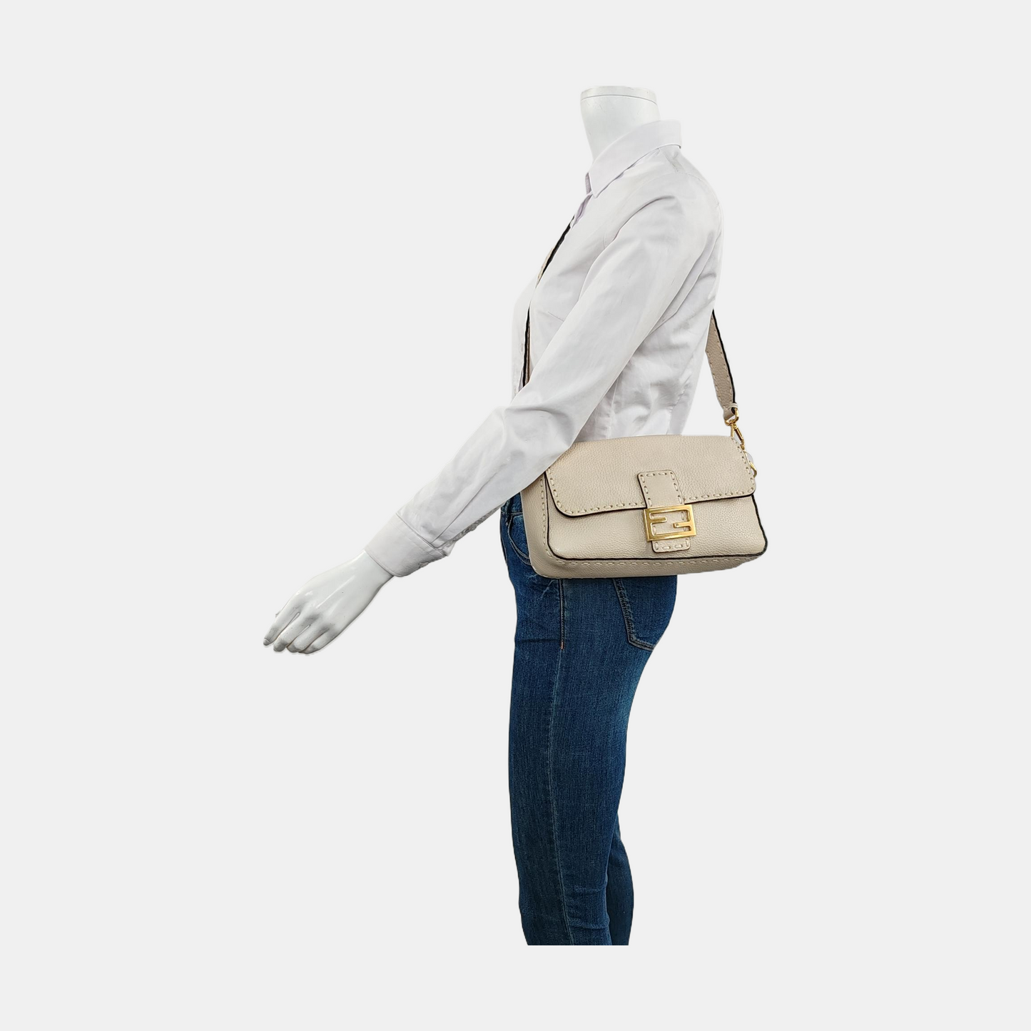 Fendi Baguette Selleria Calfskin Leather Crossbody Bag Medium Off White