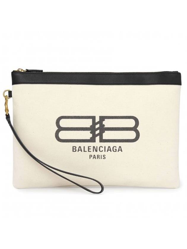 Luxury Balenciaga Trending 2026 Flat Jumbo Clutch Bag Ivory