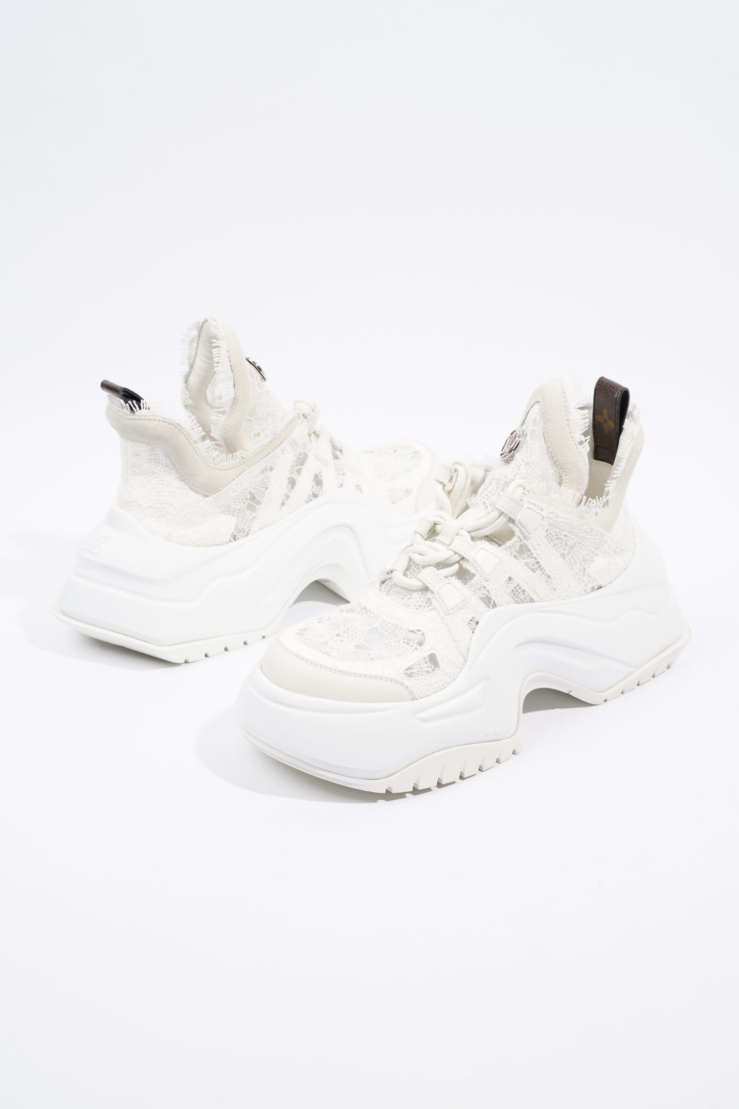 Louis Vuitton Archlight 2.0 White Fabric EU 41 UK 8
