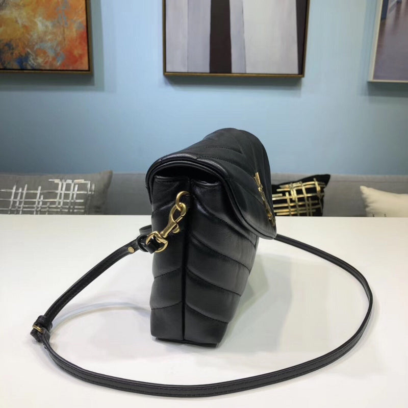 Yves Saint Laurent - Bags - 560