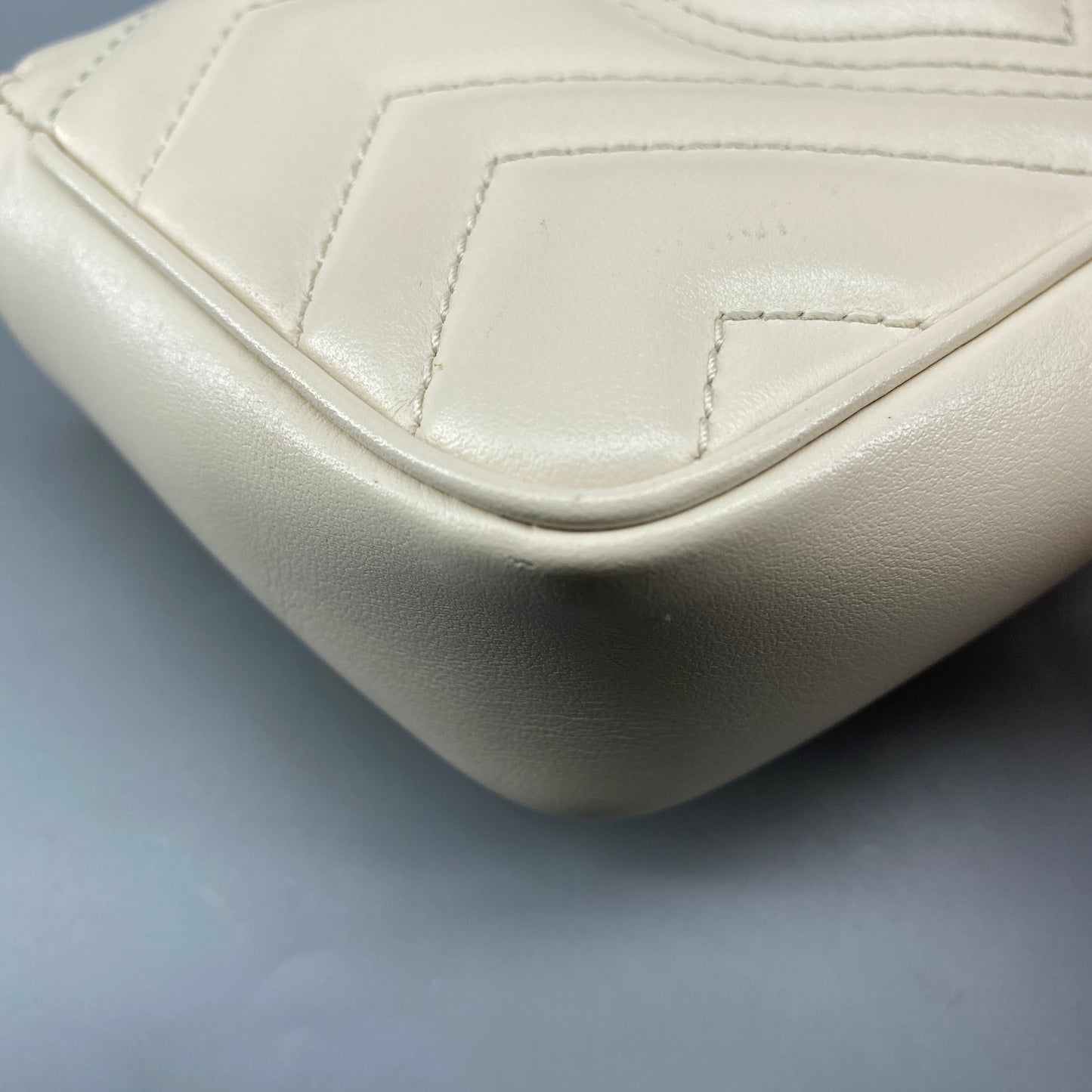 Gucci Cream GG Supreme Chevron Quilted Leather Marmont Mini Flap Chain Bag