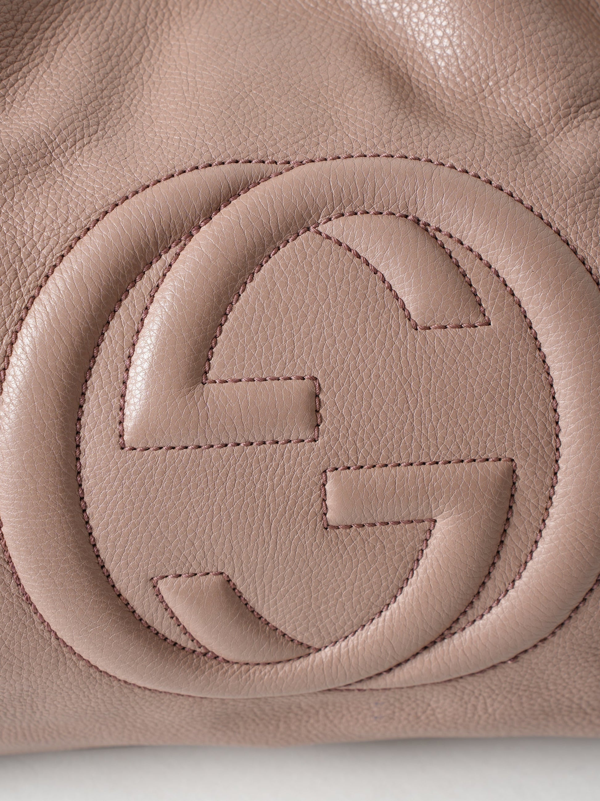 Gucci Lou Quilted Chain Tote