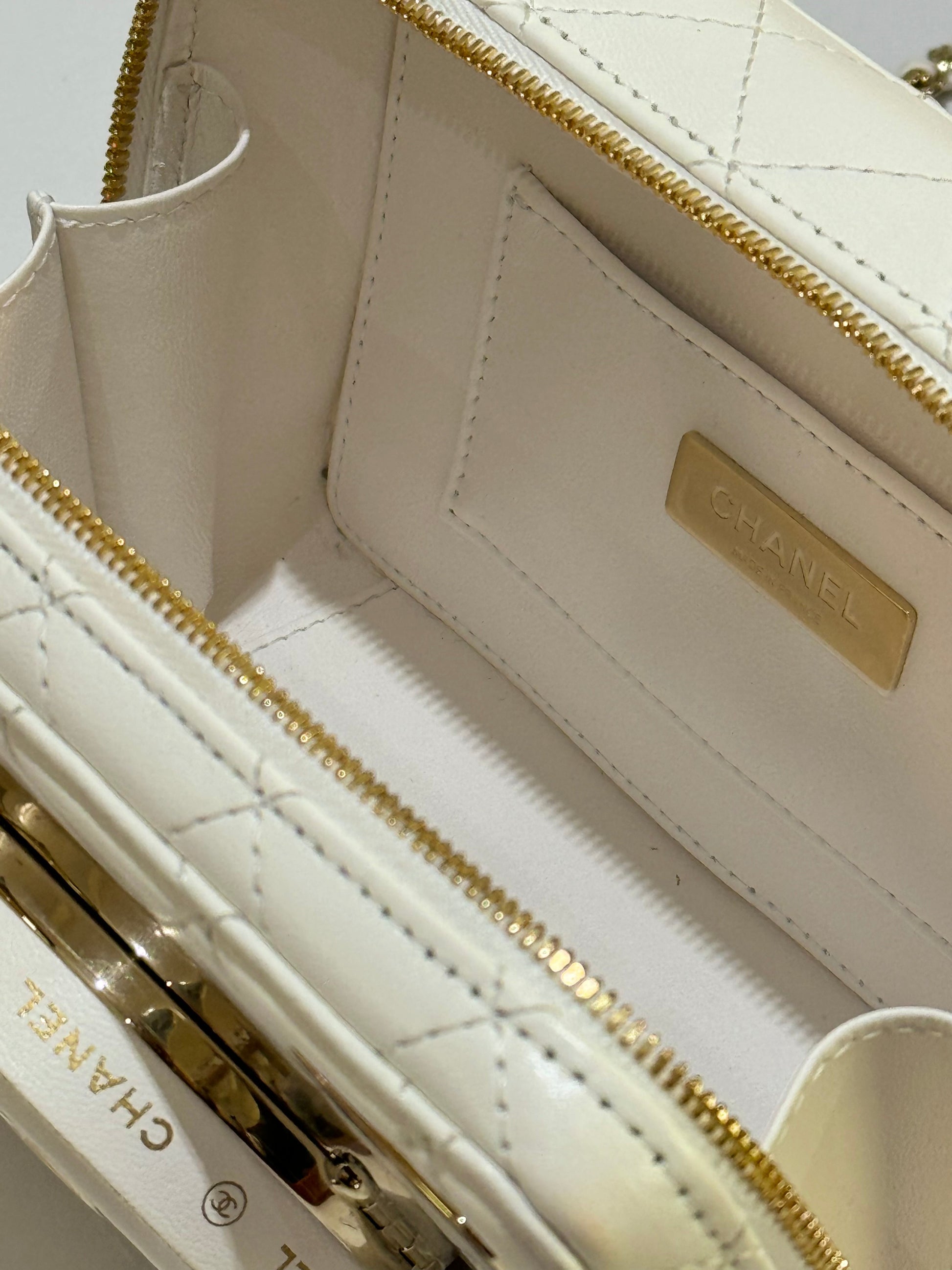 Chanel Camera Bag Crossbody Bag - Ewore Bags