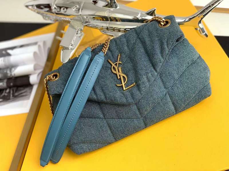 Yves Saint Laurent Boutique Polished Handbag