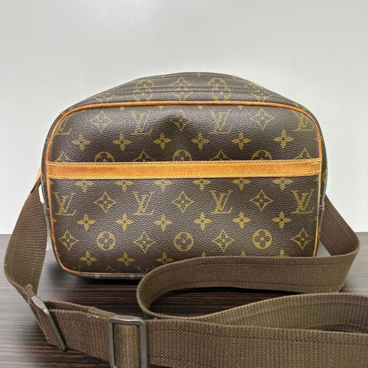 Auth Louis Vuitton Monogram Reporter Shoulder Bag LB119837