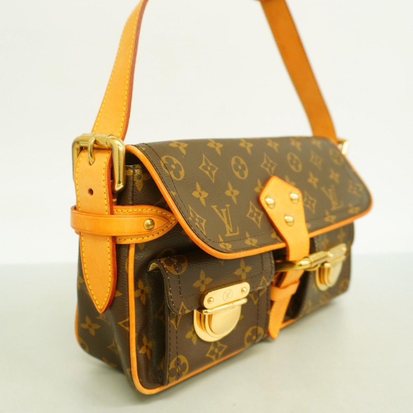 Louis Vuitton  Shoulder Bag