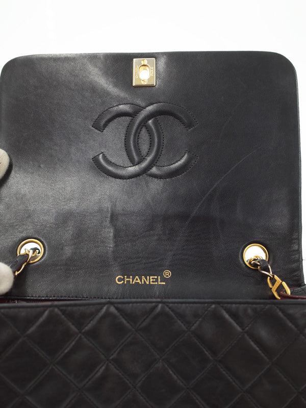 Chanel Matelasse Chain Shoulder Bag Black