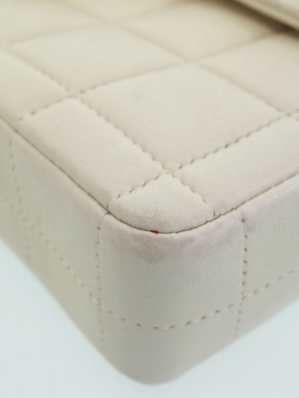 Chanel Chocolate Bar Chain Shoulder Bag Ivory