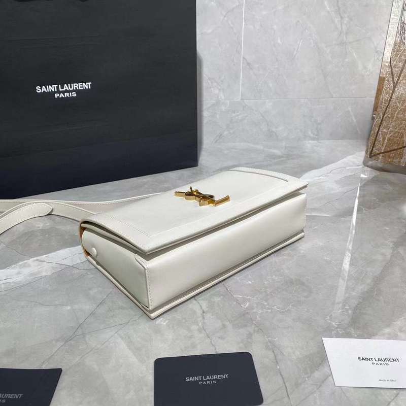 Yves Saint Laurent Editorial Everyday Handbag