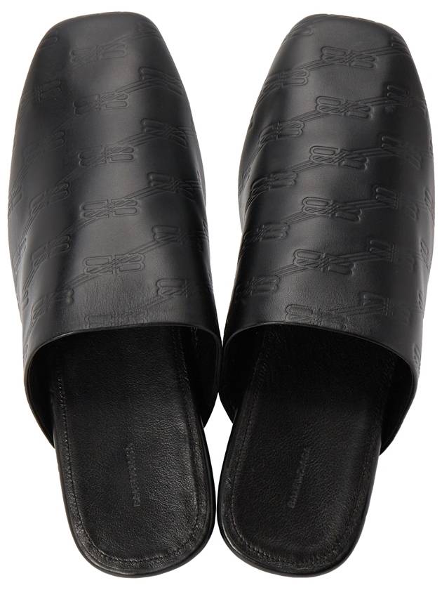 Luxury Balenciaga Trending 2026 Debossed Logo Leather Mule Black