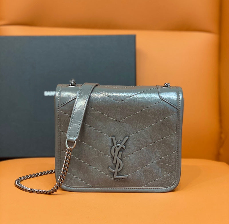 Yves Saint Laurent - Bags - 322