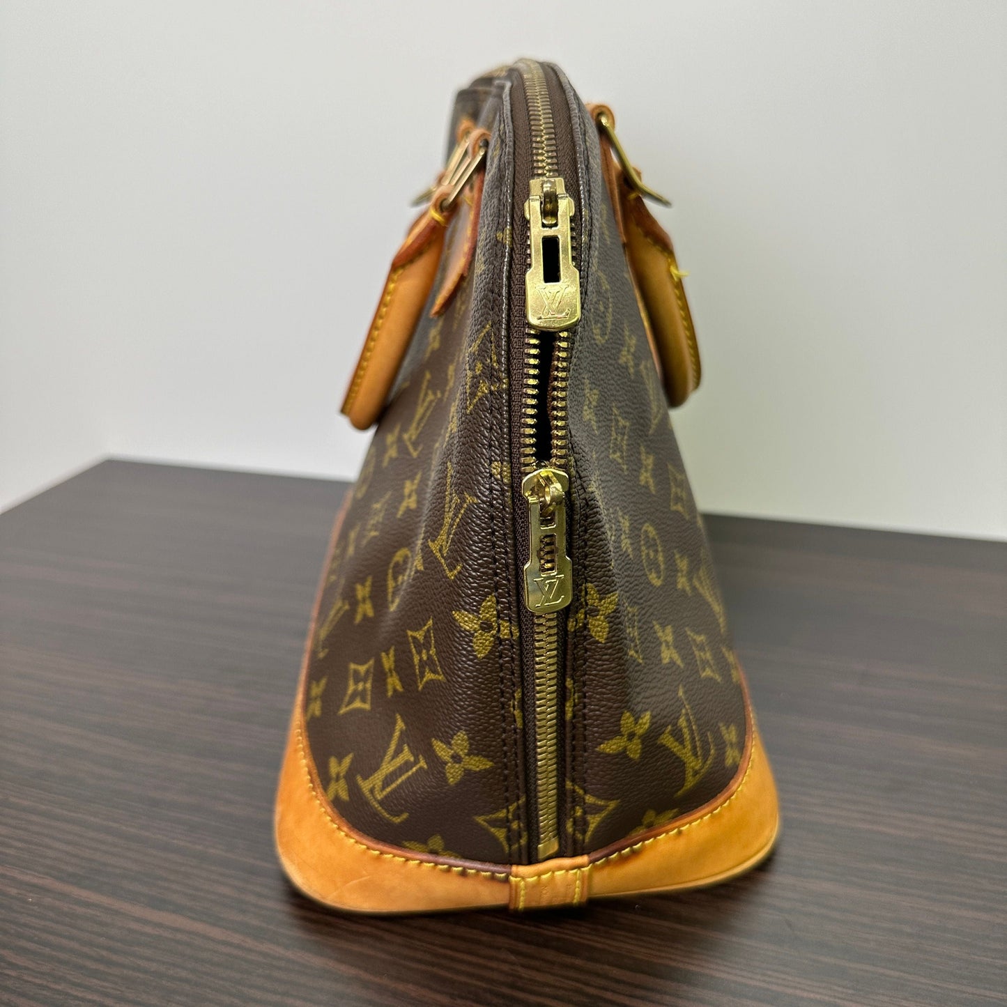 Louis Vuitton Alma Shoulder Bag Brown Canvas/Leather LB119830