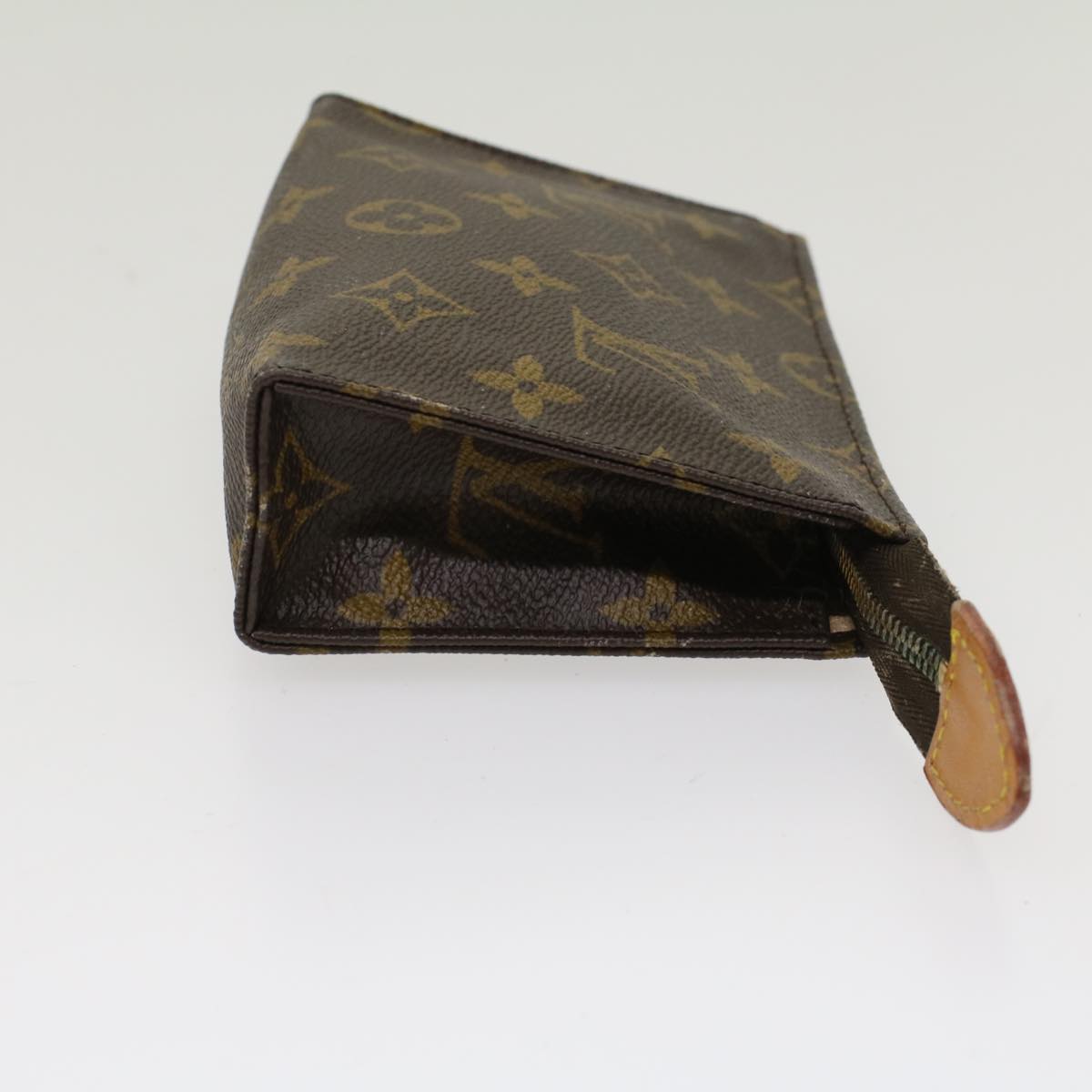 LOUIS VUITTON Monogram Poche Toilette 15 Pouch M47546 LV 48540