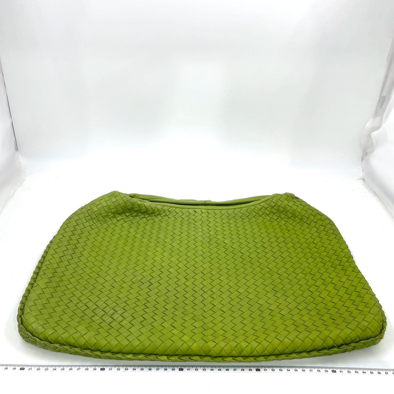 Bottega Veneta Veneta Hobo Maxi Avocado Green Intrecciato Leather Bag 54cm