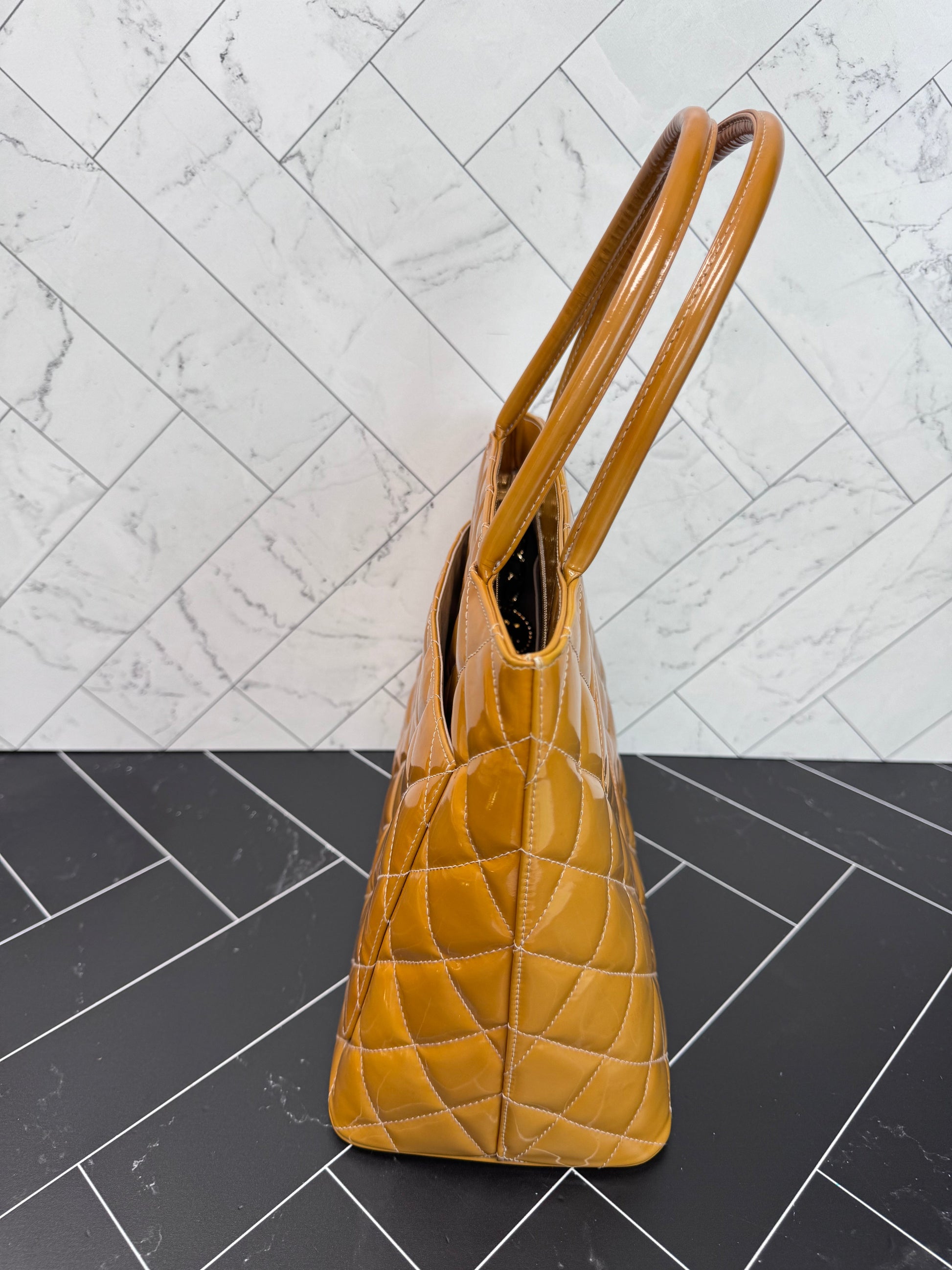 Chanel Shoulder Bag - Ewore Bags