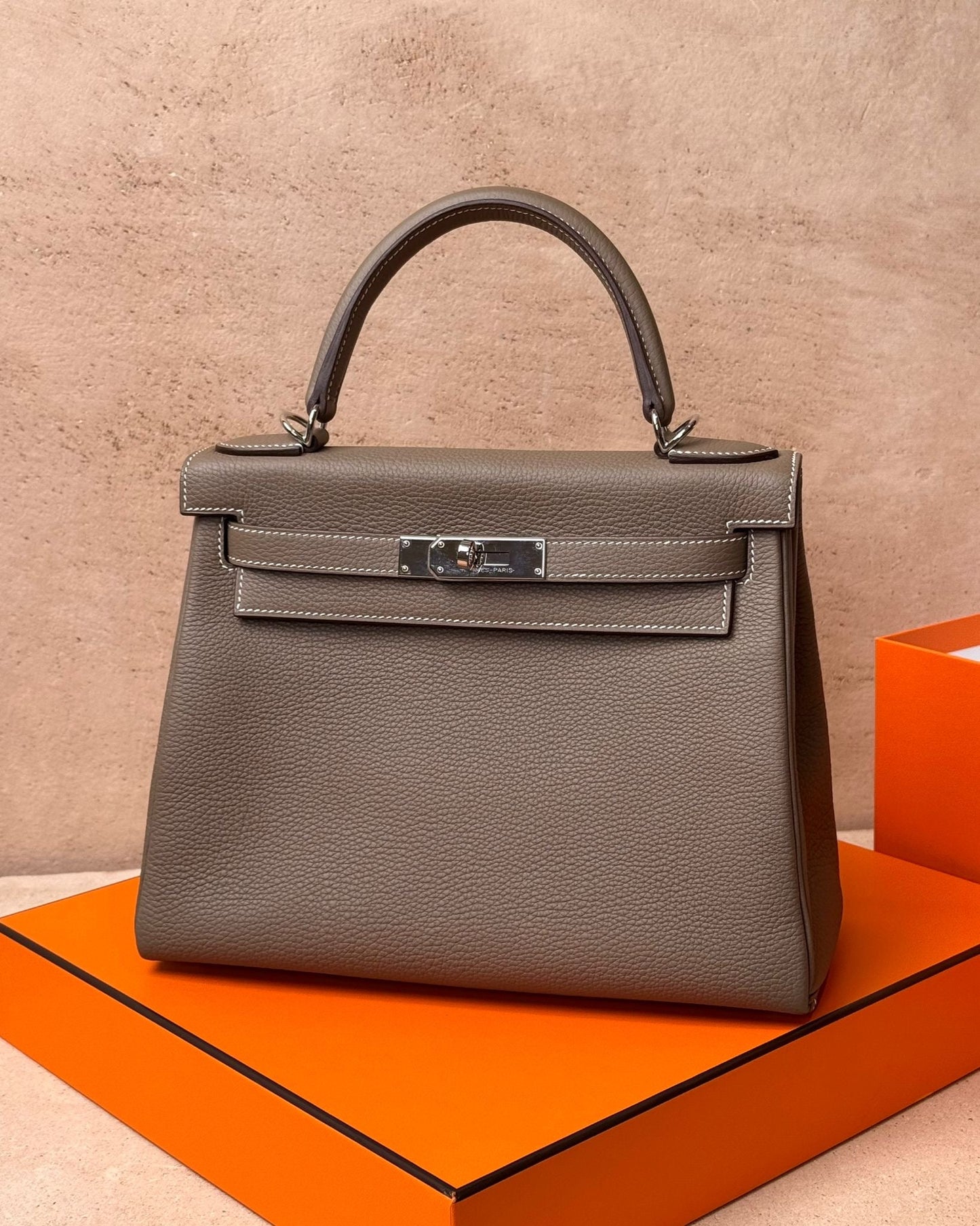 Hermès Kelly 28 - Etoupe Togo | Palladium Hardware