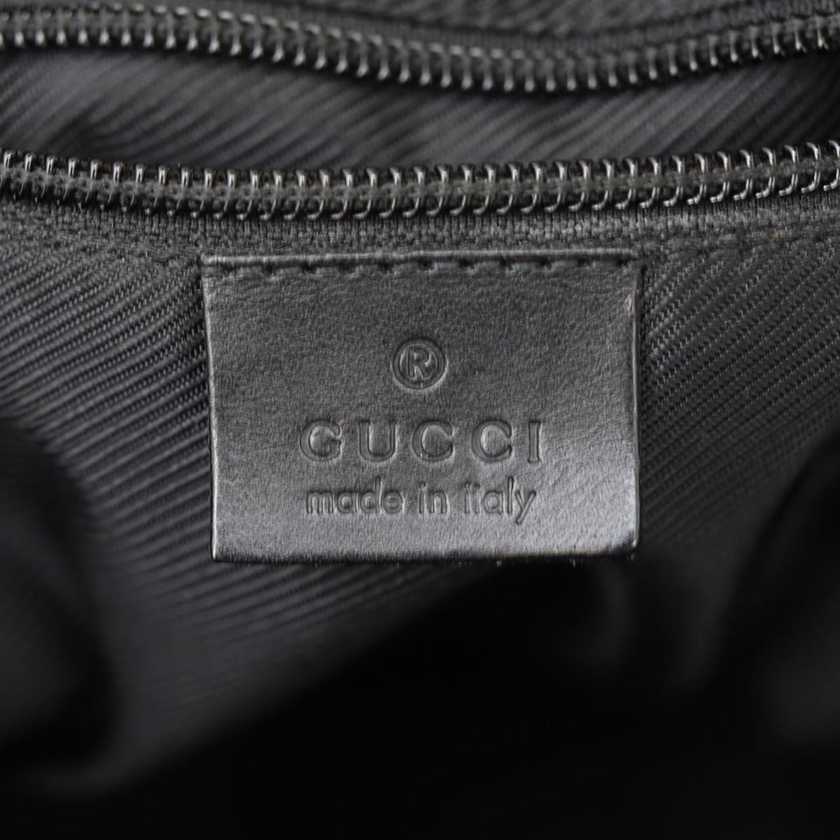 Gucci GG Canvas Messenger
