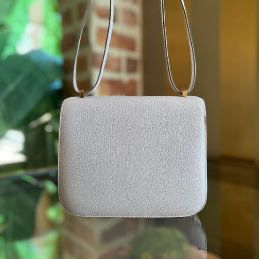 HERMES Constance 18 Mauve Pale Chevre Mysore Shoulder Bag