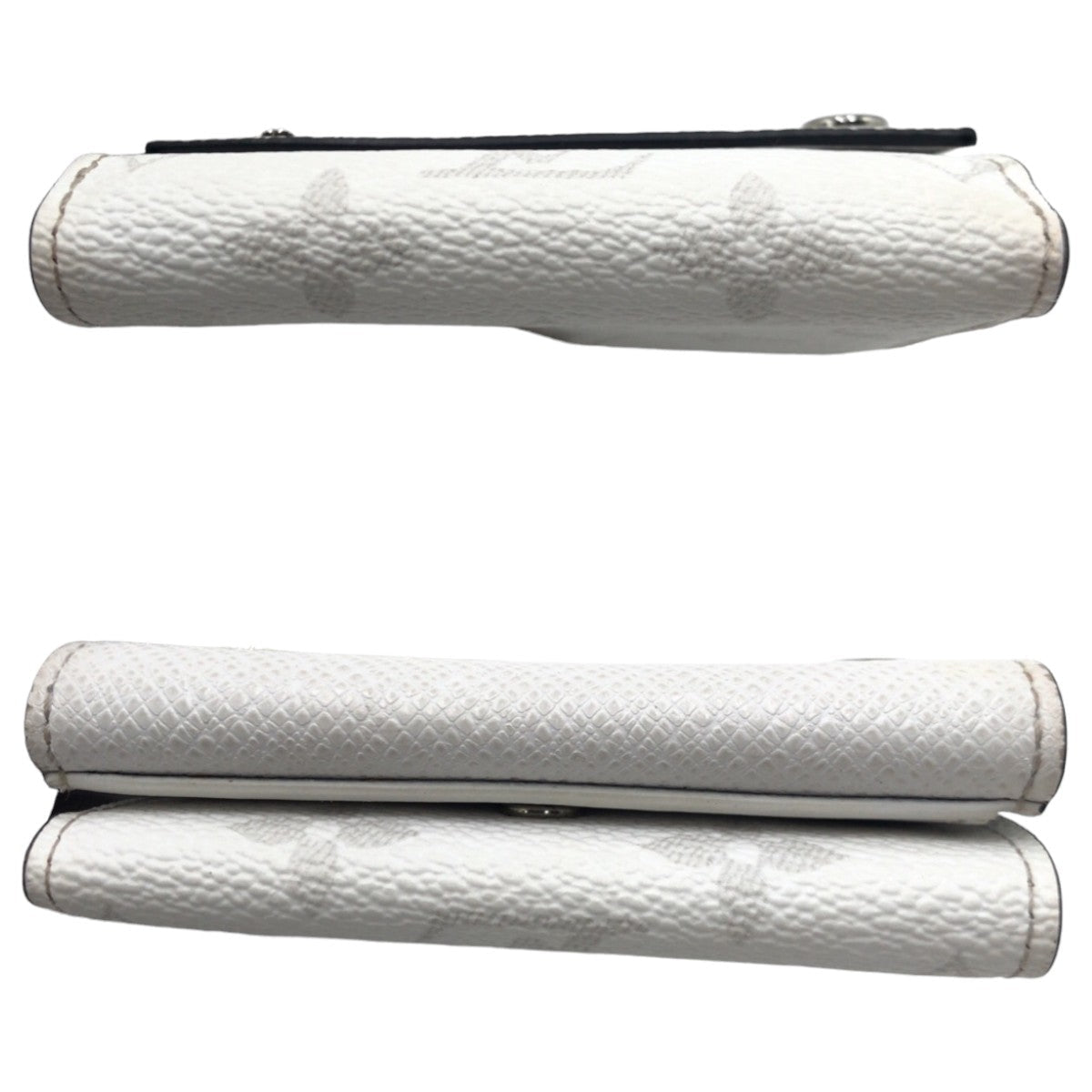 LOUIS VUITTON Tri-fold wallet M30899 PVC Optic White SilverMetal Wallet Taiga rama Discovery compact wallet Women