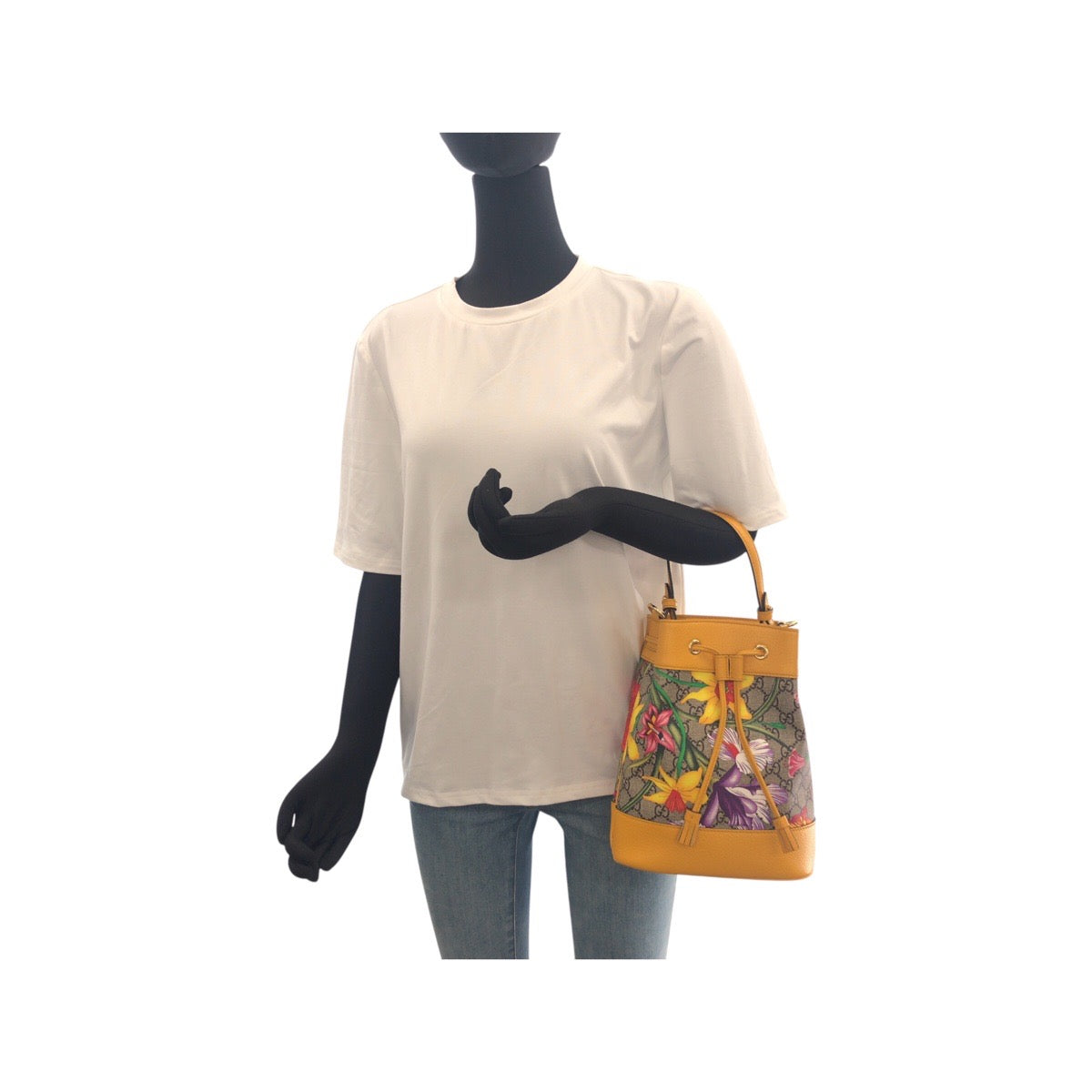 GUCCI Shoulder Bag 550621 GG Supreme Canvas multicolor GG Flora Small Bucket
