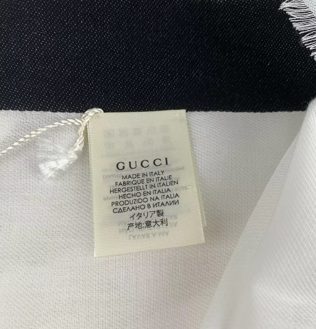 Gucci Loved Kids Ladies White Cotton Neck Scarf w/Rainbow Stripe