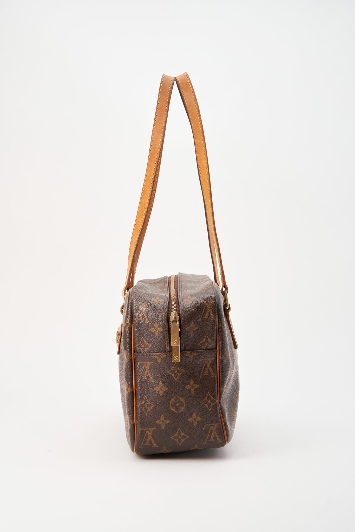 Louis Vuitton Cite GM Bag in Monogram Canvas