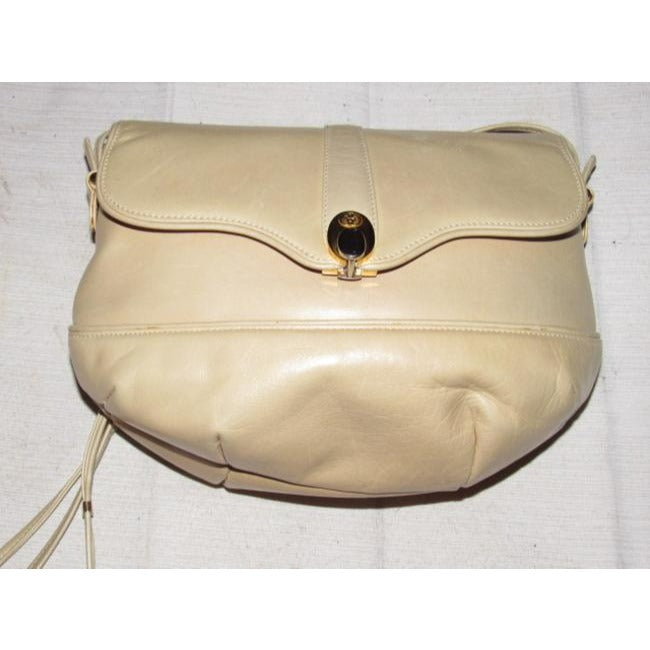Gucci Vintage Buttery Soft Beige Or Nude Leather Shoulder Bag